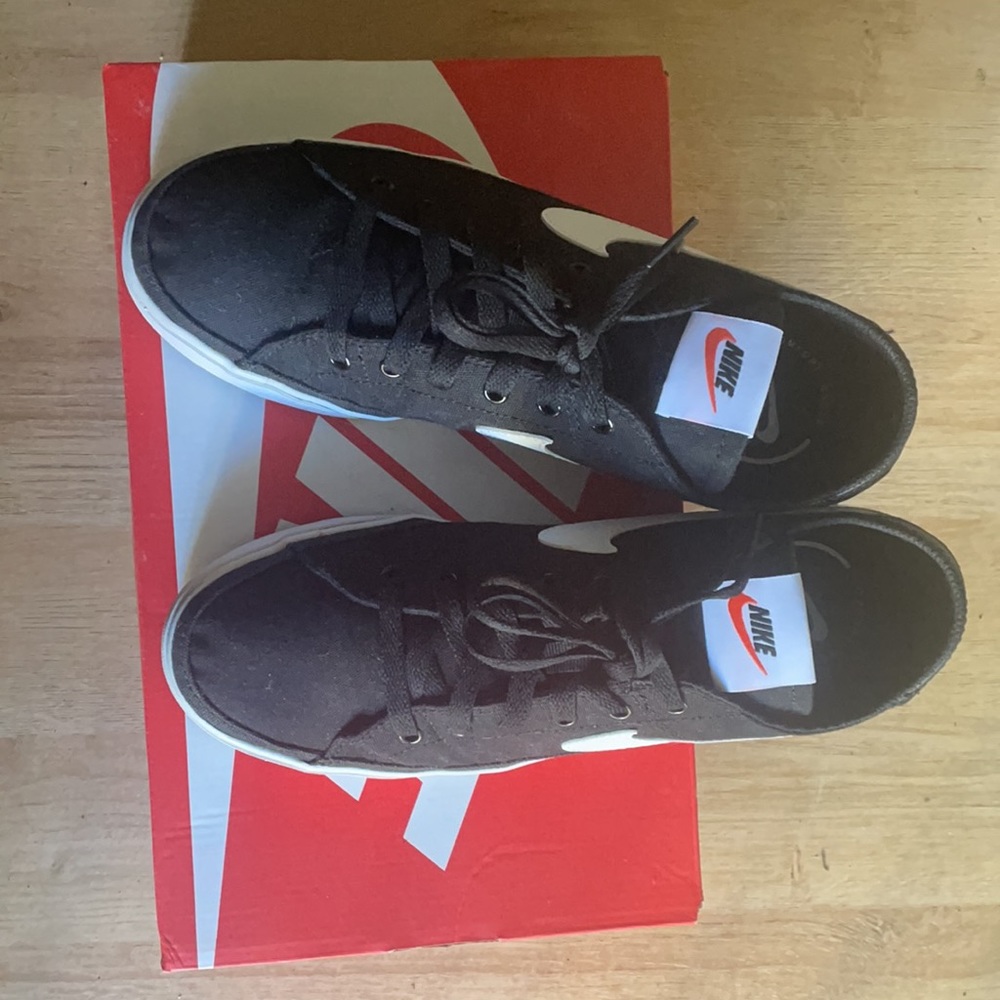 NIKE Men’s COURT LEGACY Canvas shoes - Picture 3 of 8